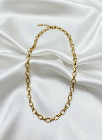 Oro Loop Necklace