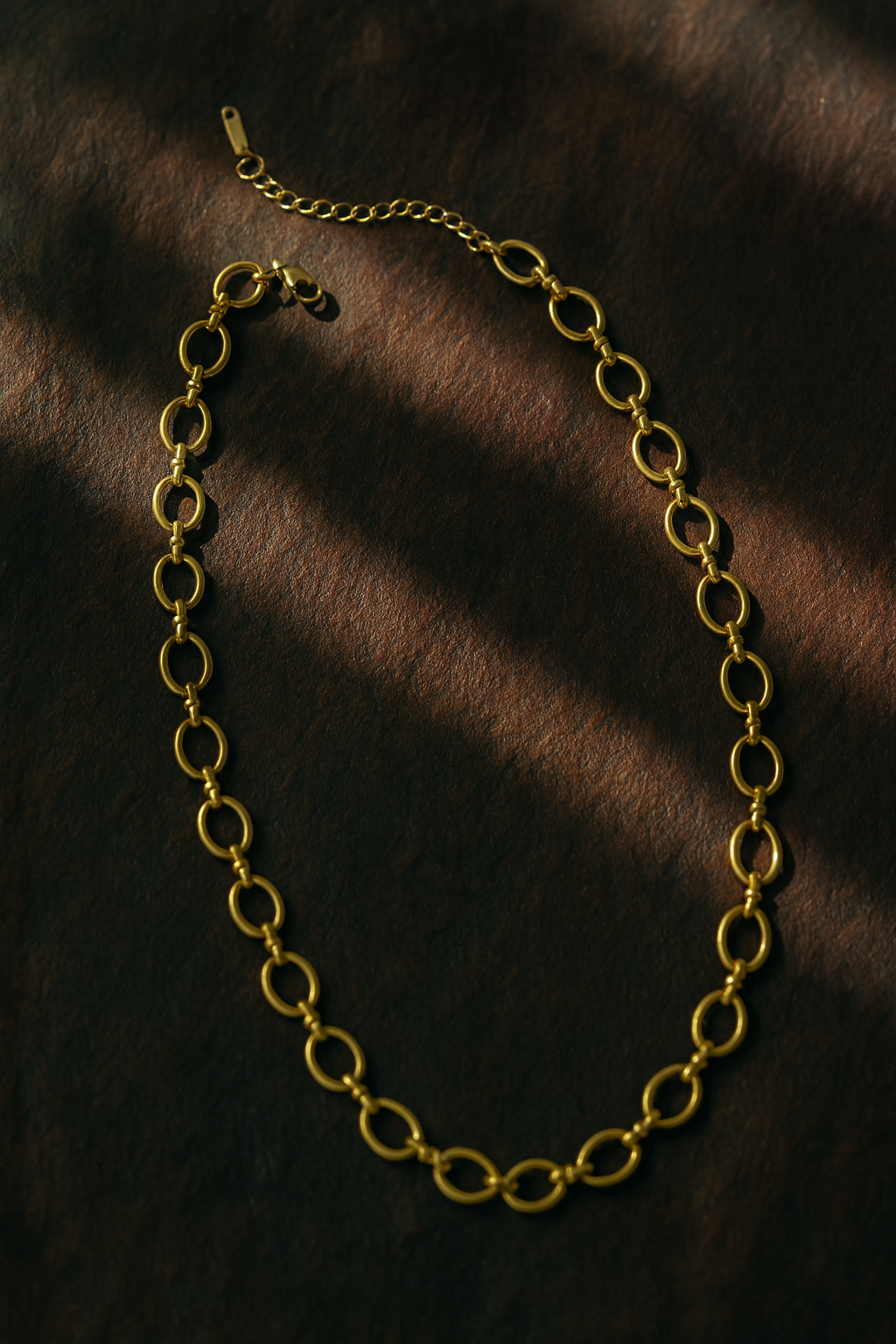 Oro Loop Necklace